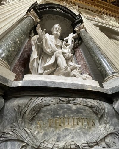 saint scuplture